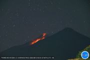 Luncuran lava Gunung Karangetang di Sitaro mengarah ke Kali Sumpihi
