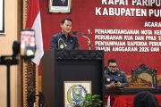 Pemkab Purbalingga menyerahkan dua raperda kepada DPRD
