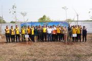Pemkot dan Polrestro Jakut gelar aksi penghijauan sambut HUT 81 RI