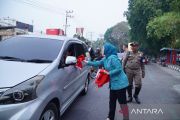 Pemkot Palembang bagikan 5.000 bendera Merah Putih gratis sambut HUT Ke-81 RI