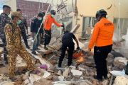 TNI kerahkan pesawat Hercules-KRI tangani warga terdampak gempa di NTT