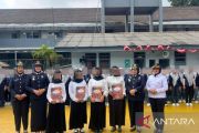 374 warga binaan Lapas Perempuan Palembang terima remisi umum