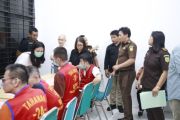 Kejari Surabaya terima pelimpahan 46 tersangka sindikat love scamming