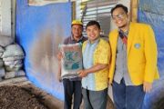 Tim PKM UNP bantu pengembangan kapasitas kelompok kompos lewat Good Composting Practices dan pencatatan keuangan digital di Kamang Hilia