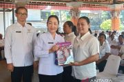 Posyandu Bali salurkan 30 kg beras, dua kerat telur dan dua kotak susu untuk setiap kader