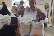 Bulog Tanjungpinang mulai salurkan bantuan beras 30 kilogram