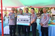 BSG menyerahkan puluhan ekor sapi kurban