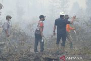 Pemerintah dan swasta bahu membahu padamkan karhutla di Bulungan