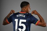 Arsenal resmi beli pemain belakang Ezri Konsa dari Aston Villa