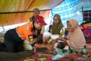 Baznas RI distribusikan 1.900 porsi makanan untuk penyintas gempa NTT