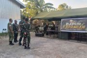 Kodim 1620 menghadirkan dapur lapangan untuk korban kebakaran Sade