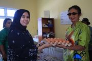 Pemkab Jayapura salurkan telur ayam lokal untuk penanganan stunting