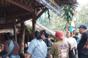 Yuk, wisata ke Badui sambil berburu durian
