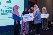 Wagub NTB serahkan Jamsostek Award 2026, 129 ribu pekerja terlindungi
