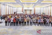 PTPN IV PalmCo anugerahkan 1.239 "Nusantara Planters" di Riau penghargaan masa pengabdian
