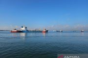 Dua kapal tanker Pertamina yang bawa 24,2 juta liter Pertalite tiba di Bali