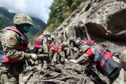 Korban tewas akibat banjir dan longsor di Nepal capai 623 orang