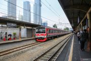 Cara cek jadwal KRL real time lewat C-Access dan situs resmi