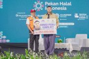 Ivan Gunawan salurkan bantuan Rp250 juta untuk korban NTT