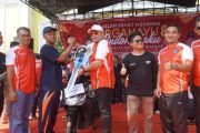 Bahtiar Yusuf raih hadiah utama sepeda motor di jalan sehat HUT ke-81 RI Kota Tegal