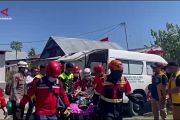 Tim SAR gabungan evakuasi tiga korban gempa di Manggarai Timur