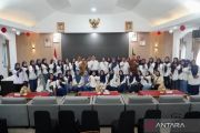 Lepas kontingen Jambore PKK, Wako Hendri Arnis ingatkan jaga marwah Padang Panjang