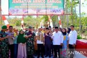 Jembatan Armco Garuda buka akses warga pelosok di Dompu
