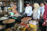 TPID Mataram pantau ketersediaan bahan pangan di pasar tradisional
