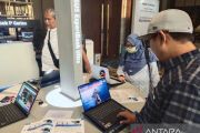 ASUS ExpertBook Ultra kalahkan laptop flagship kompetitor
