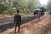 TNI dan militer AS perbaiki aspal markas AD di Sumsel