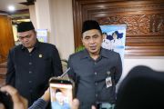 Pemprov Jateng mendampingi ratusan buruh yang kena PHK