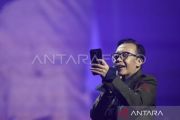 Ini perasaan Ari Lasso saat naik pesawat tiba-tiba bannya pecah