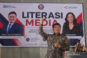 Hadapi era digital, ANTARA beri literasi media mahasiswa UHO Kendari