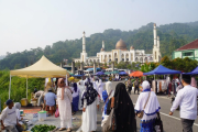 Puluhan Ribu Jemaah BKMT Padati Islamic Centre Padang Panjang