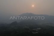 Kabut asap pekat di Sumatera Barat
