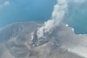 Akademisi: Aktivitas gunung api yang bersamaan tidak saling berkaitan