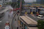 Jakut mitigasi dampak abu vulkanik dengan "water mist" dan bagi masker