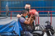 DPRD Jakarta  bagikan masker untuk pengguna jalan antisipasi abu vulkanik