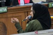 Bupati Pekalongan nonaktif  mengungkap tradisi pemberian THR dari OPD di Pekalongan