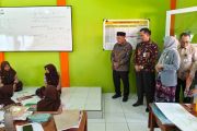 Anggota DPR RI tinjau program revitalisasi sekolah di Sidoarjo