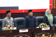 Bupati Murung Raya tanggapi sorotan DPRD terkait dua raperda
