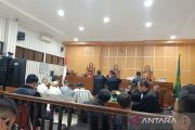 Pihak terdakwa korupsi lahan transmigrasi urai status lahan IUP