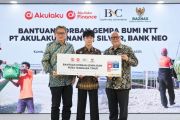 Akulaku Group salurkan bantuan pangan bagi warga terdampak gempa NTT