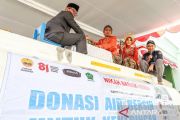 Mereka berijab kabul di truk tanki air