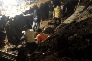 Seorang tewas tertimbun tembok galian drainase di Gowa
