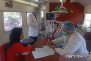 Rail Clinic KAI melayani pengobatan gratis bagi warga Bumiayu