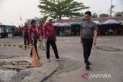 Pemkot Pontianak tata restribusi di Pelabuhan Seng Hie dengan nontunai
