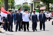 Mahasiswa China apresiasi Prabowo di perayaan 100 tahun Gontor