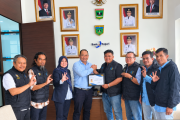Tongkat Pimpinan Bank Nagari Padang Panjang Berganti, Rinche Lanjutkan Sinergi Handre