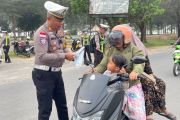 Polres Natuna bagikan 1.500 masker antisipasi dampak kabut asap terhadap kesehatan